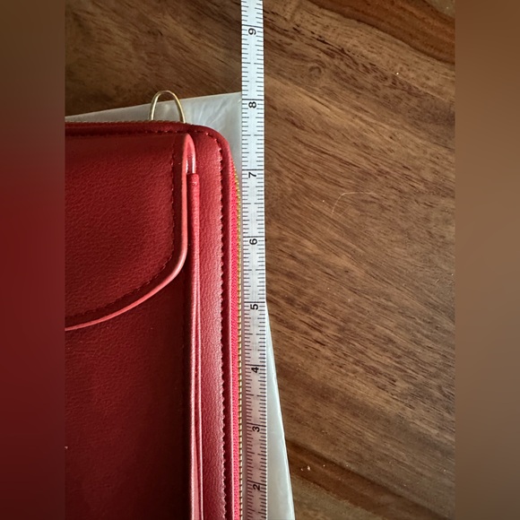 Selena The Label crossbody bag red phone pocket money/change credit card pocket - Picture 12 of 16